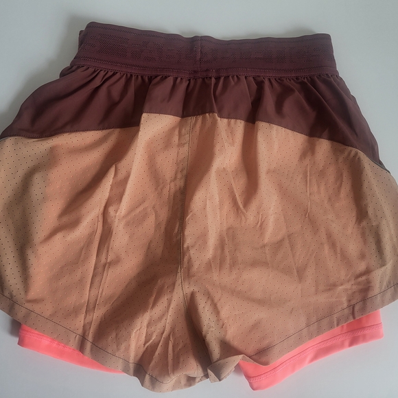 Fabletics Womens Running Shorts - Picture 2 of 8